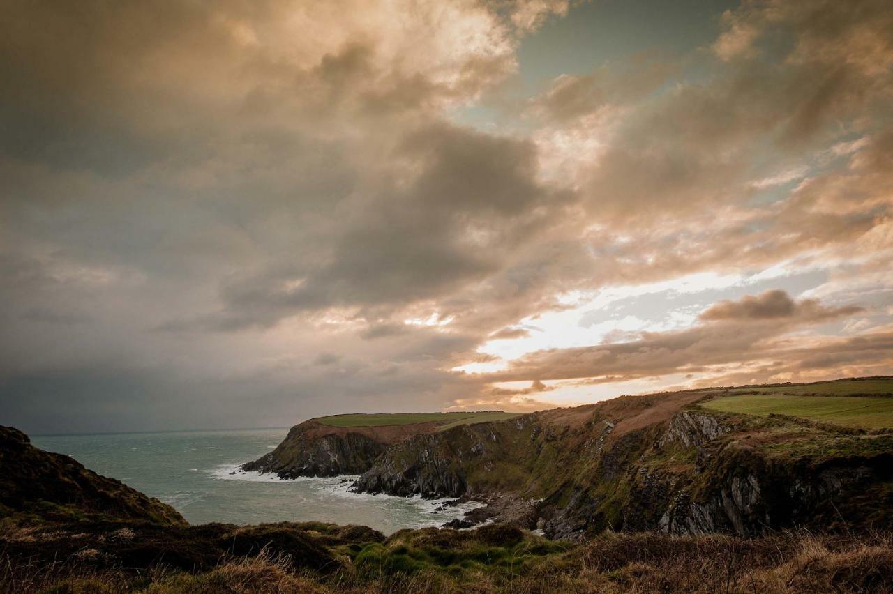 Апартаменти The Wild Atlantic Hideaway Клонакілті Екстер'єр фото
